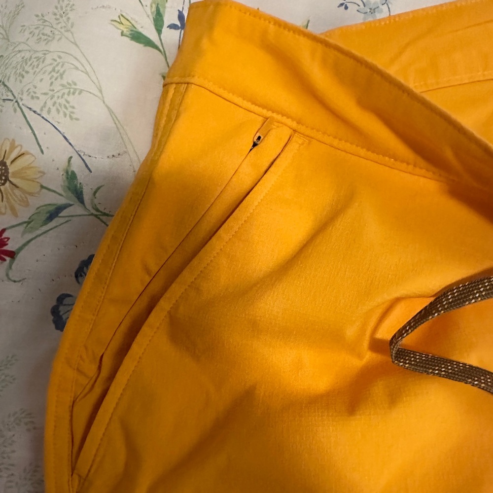 The North Face Men's Classic Boardshorts | 36W | Summit Gold | NWT - Picture 5 of 8